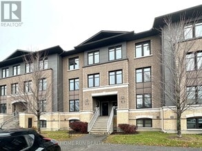 Building Photo - 22 Argent Private