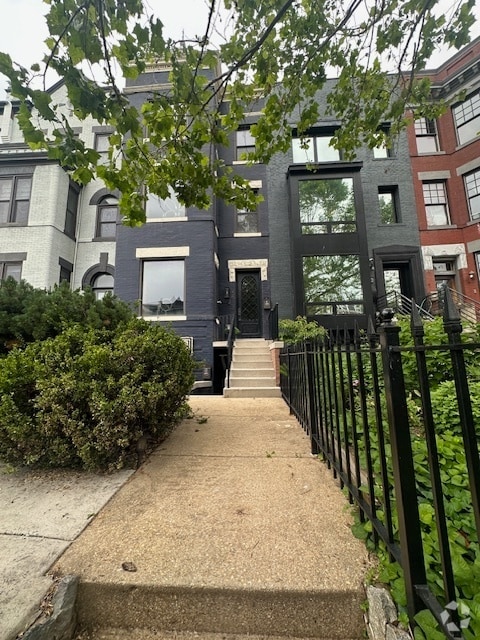 Building Photo - 55 Bryant St NW
