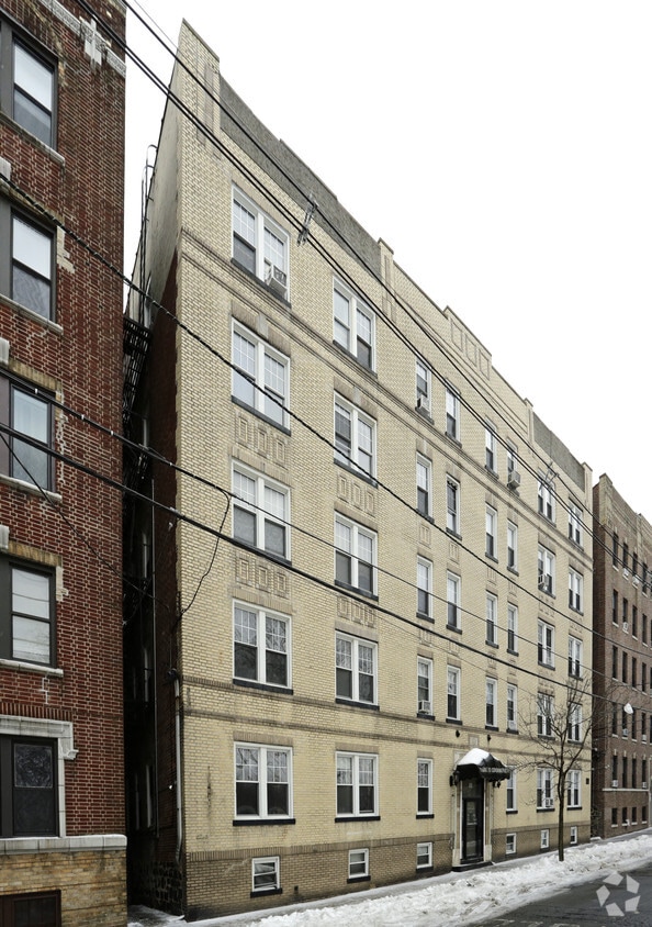 Primary Photo - Park 311 Condominium