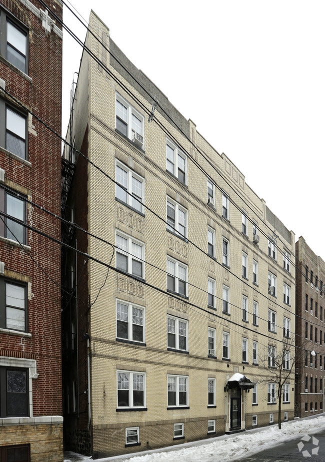 Park 311 Condominium