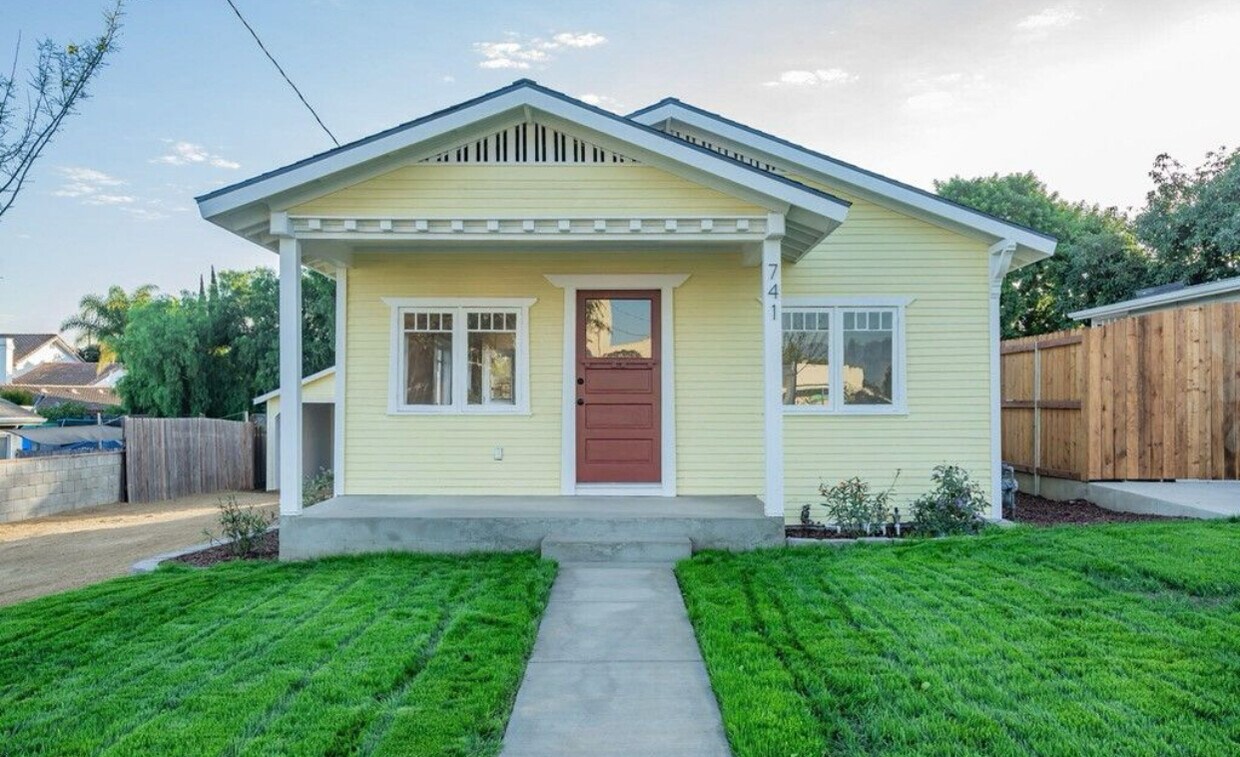 Primary Photo - 741 Jazmin Ave