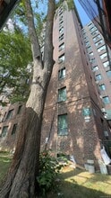 Building Photo - 1970 E Tremont Ave