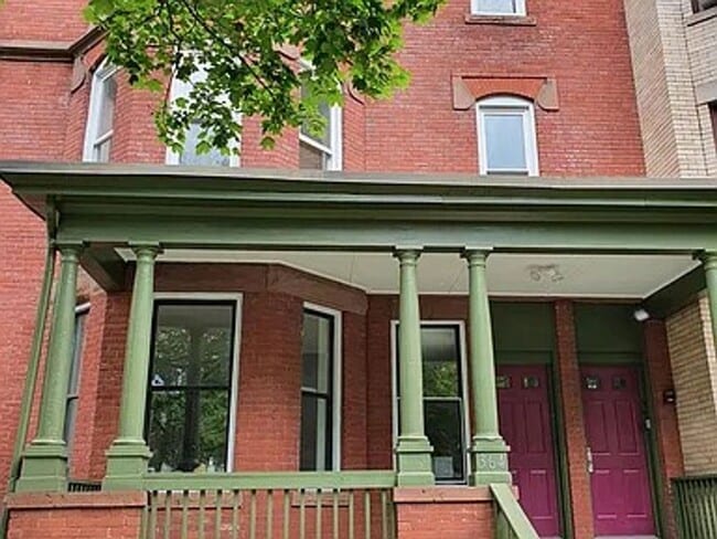 Photo - 364 - 368 Maple St Apartment