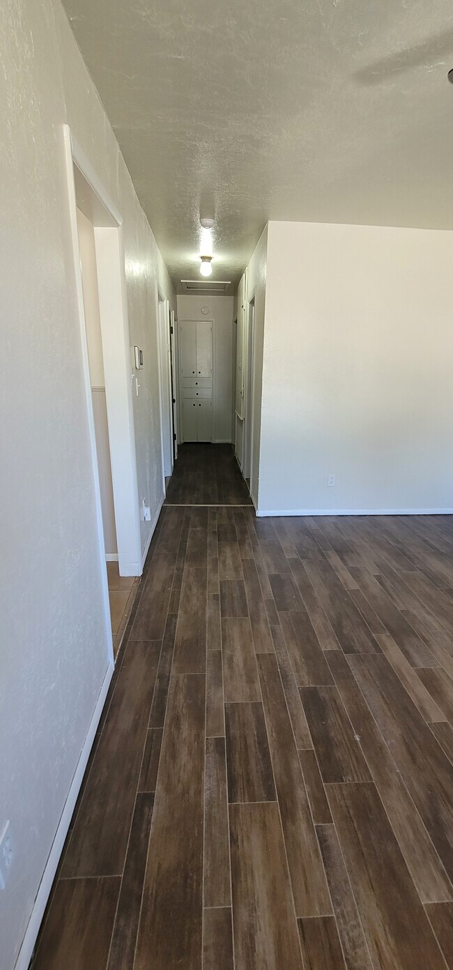 Foto del edificio - 1760 SW 13th St