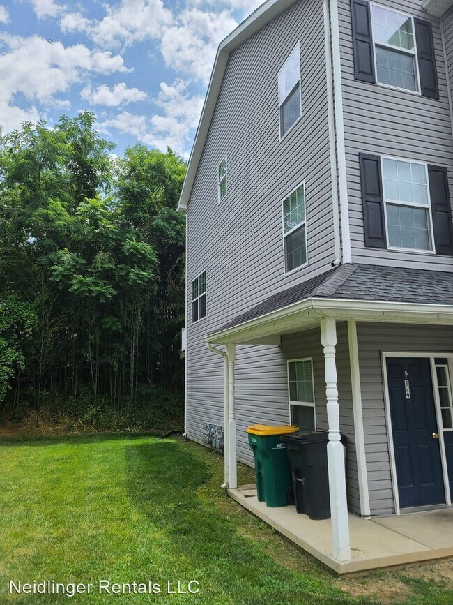 Foto del edificio - 3 br, 2.5 bath House - 229 Crown Court