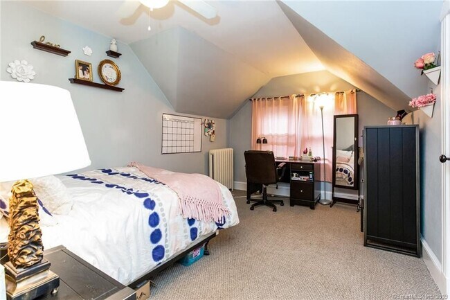 Foto del edificio - 81 Fern St