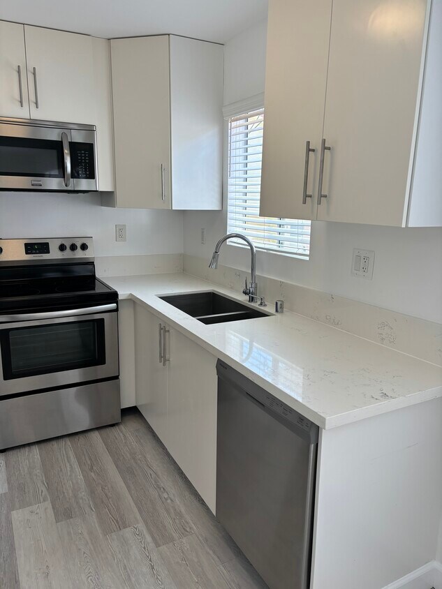 Foto principal - 843 4th St