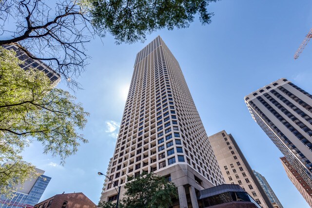 Building Photo - 1030 N State St