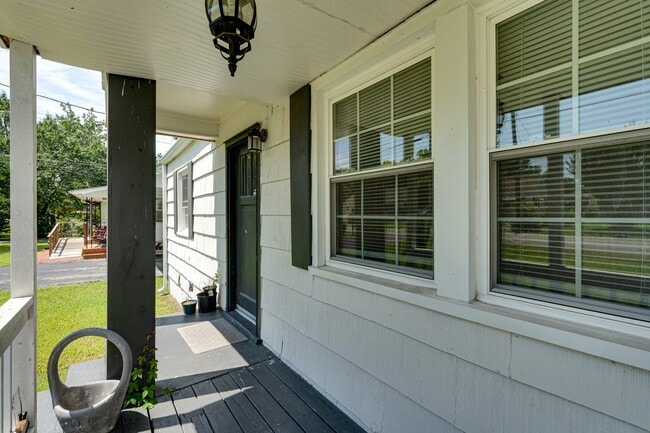 Building Photo - 48 Vero Beach Ave