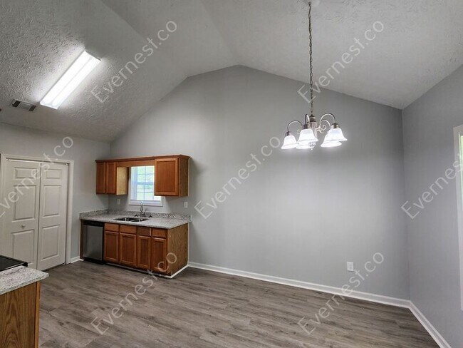 Foto del edificio - 236 Bridgeport Ln