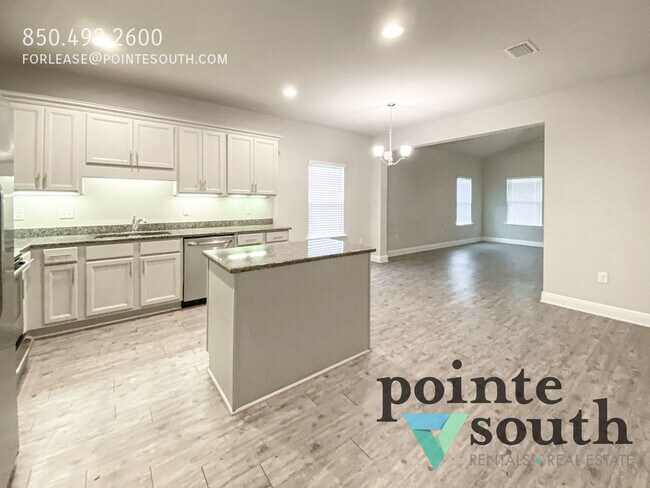 Building Photo - $200 OFF 1st Full Month's Rent