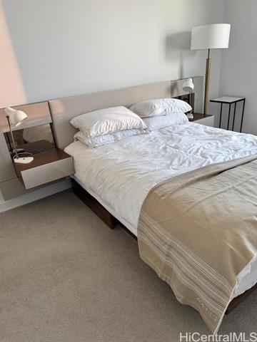 Building Photo - 987 Queen St