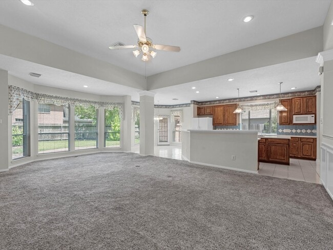 Foto del edificio - 13410 Spyglen Ct