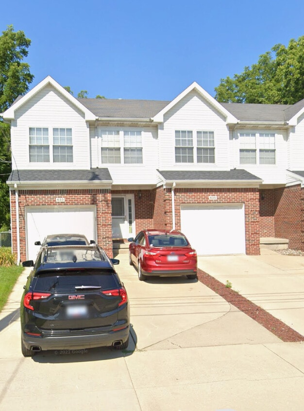 Foto principal - 635 Renker Rd