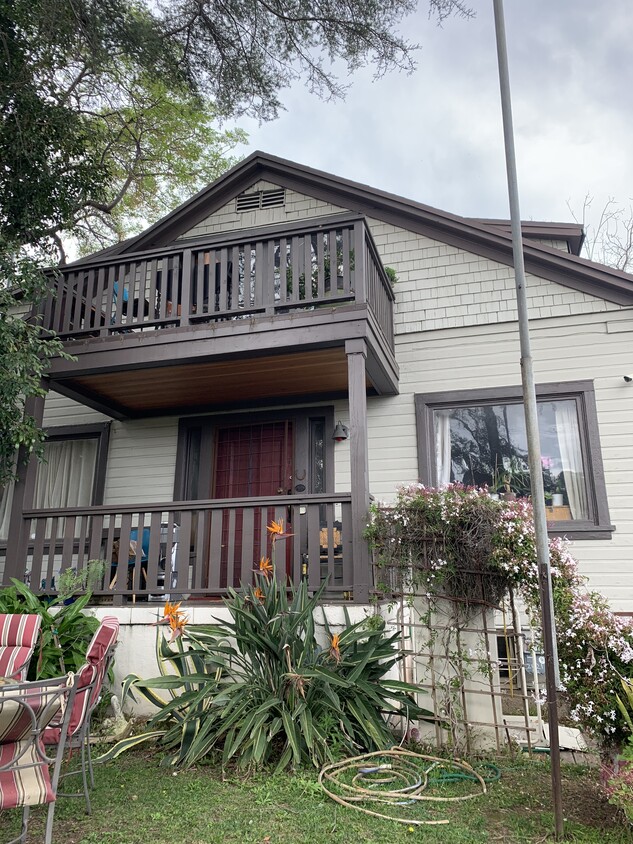 Primary Photo - 2621 1/2 Scott Ave