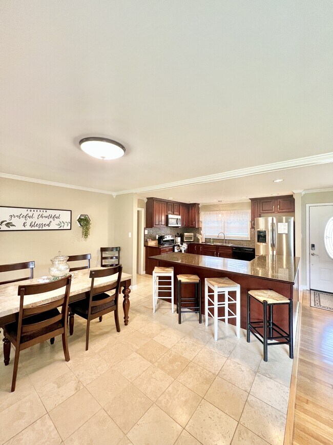 Photo - 2937 Southview Dr House