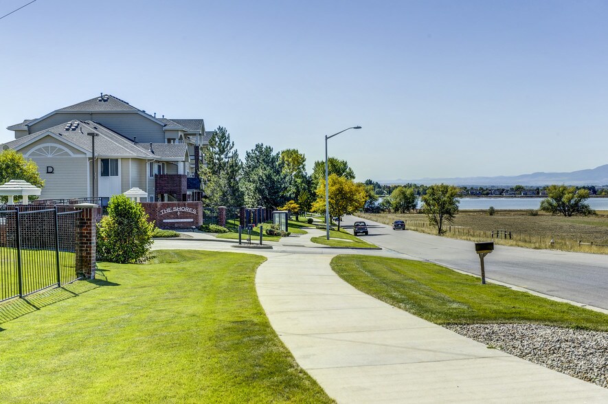 The Shores At McIntosh Lake Apartments