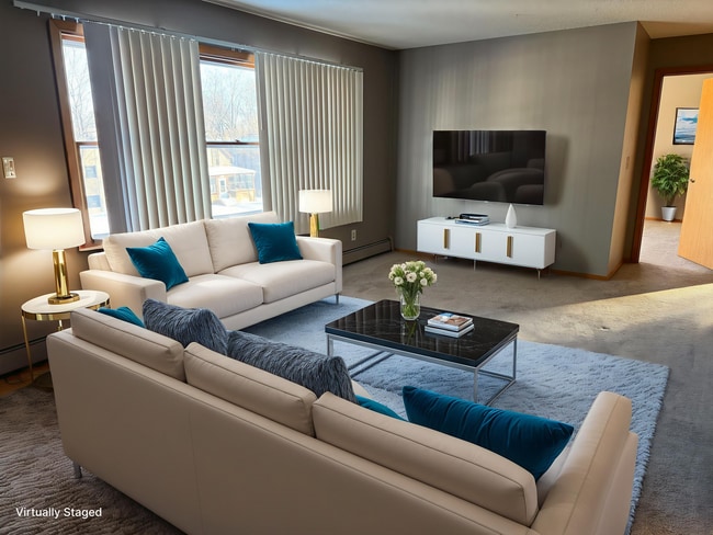 Building Photo - Phoenix Properties