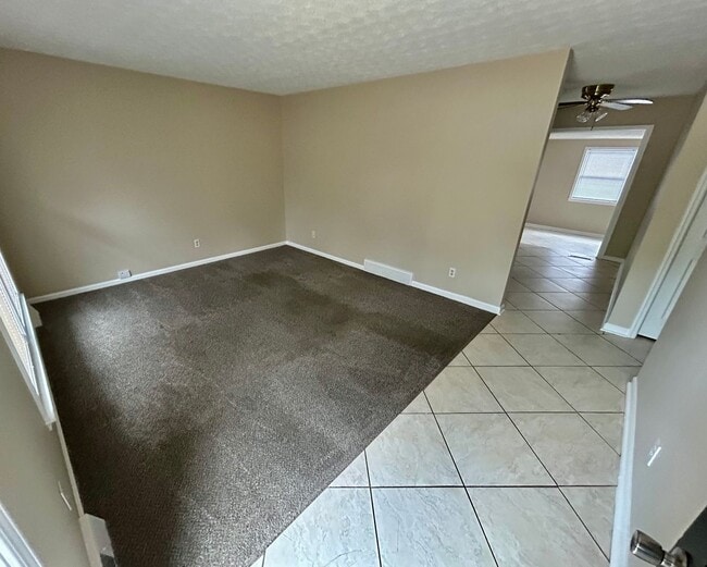 Newly Remodeled 4-Bedroom, 3-Bath with Fin... - Newly Remodeled 4-Bedroom, 3-Bath with Fin... House