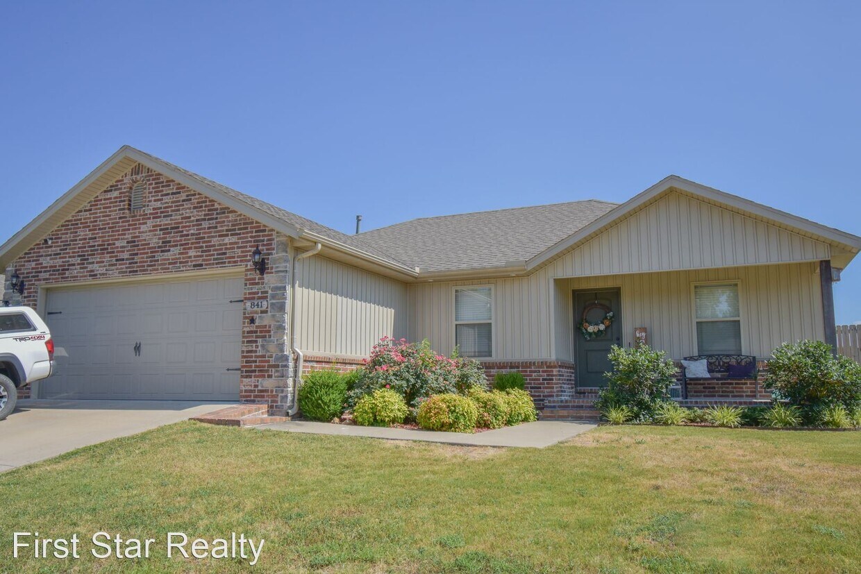Primary Photo - 3 br, 2 bath House - 841 Carroll