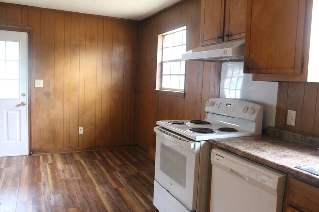 Foto del edificio - 2004 Coves Ct