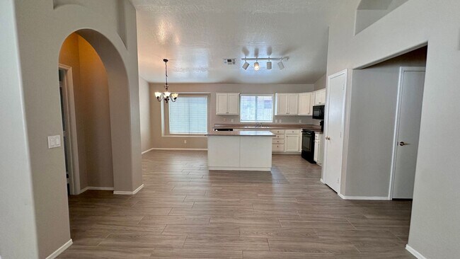 Foto del edificio - Newly updated Peoria home