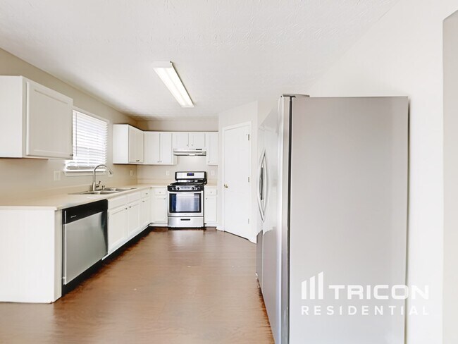 Foto del edificio - 128 Spring Walk Wy