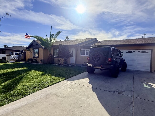 Photo - 10079 Hedrick Ave House