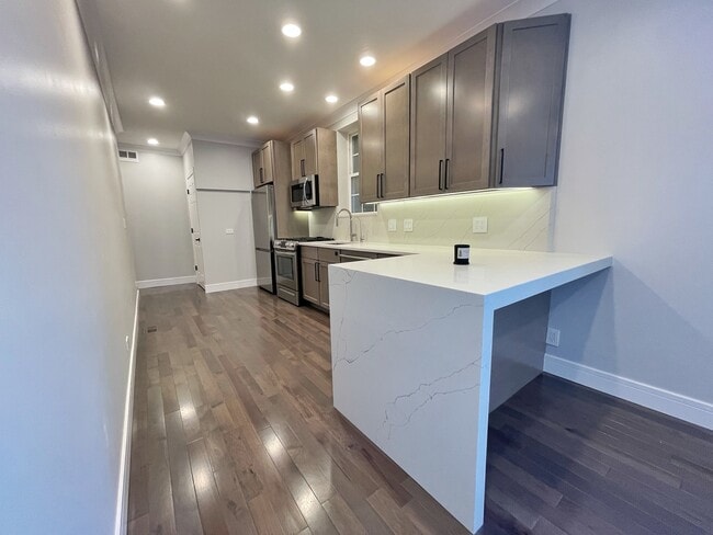 Foto del edificio - 2427 W Grenshaw St