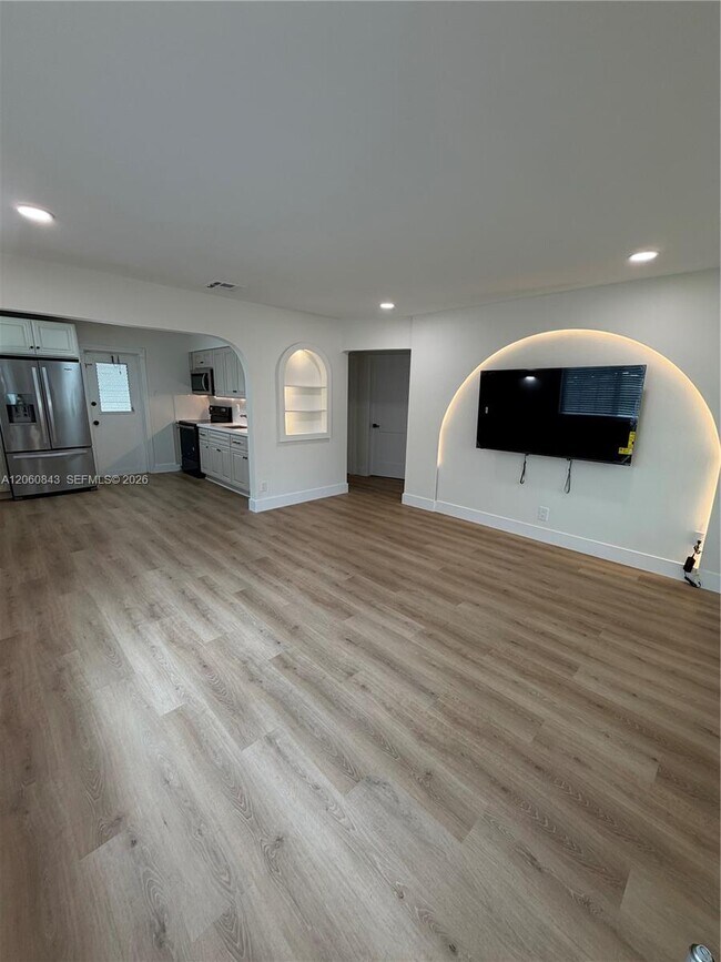 Foto del edificio - 708 SW 7th Ave