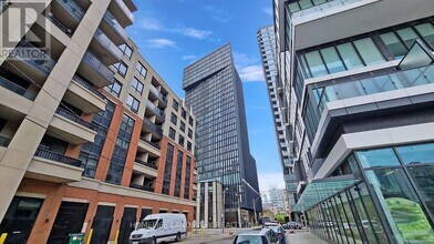 Building Photo - 60 Shuter St