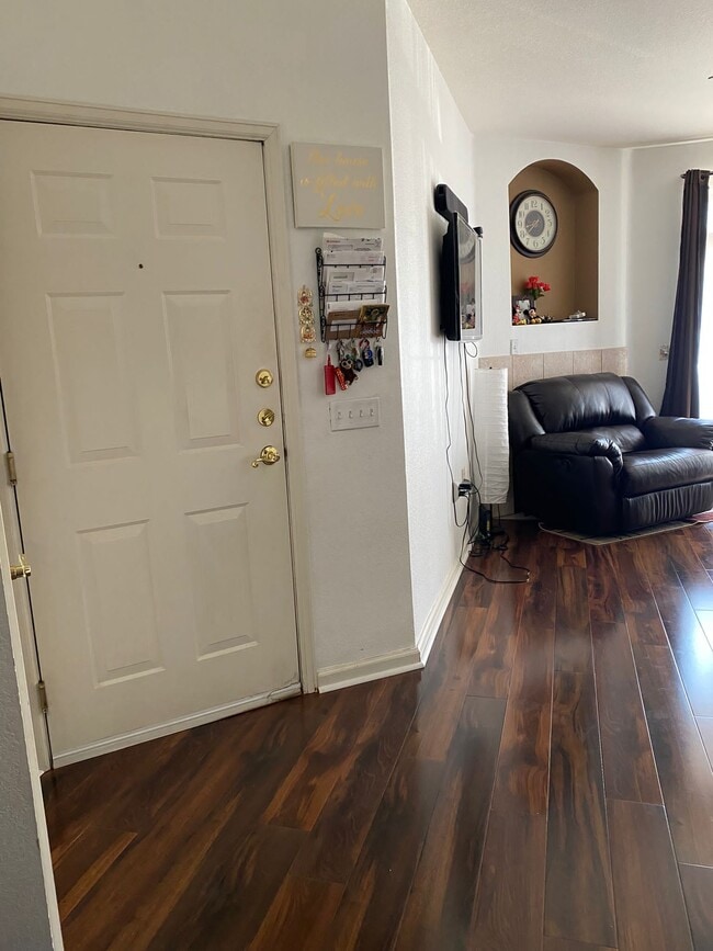 Photo - 7440 S Blackhawk St Apartment