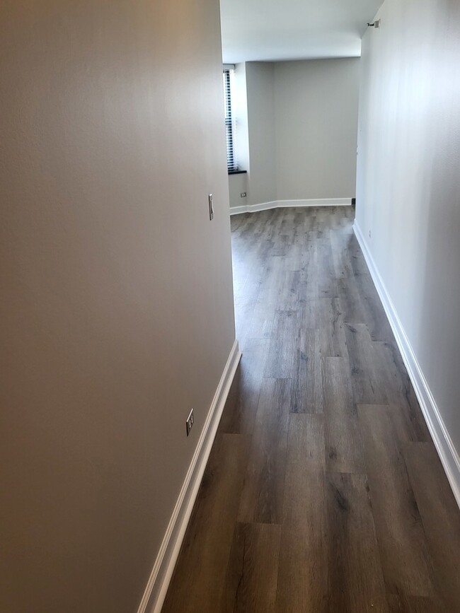 Foto del edificio - 3660 N Lake Shore Dr