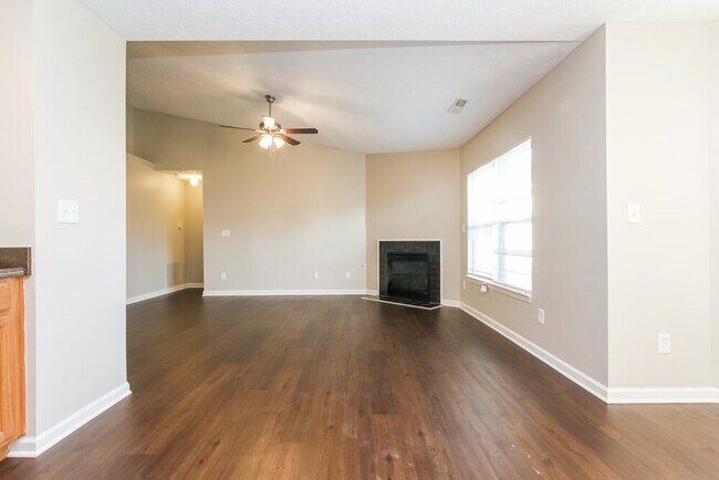 Foto del edificio - 10941 Minuteman Ct