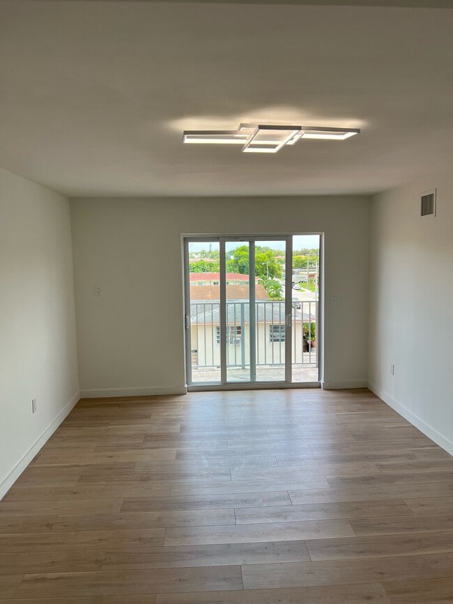 Living room - 620 SW 10th St