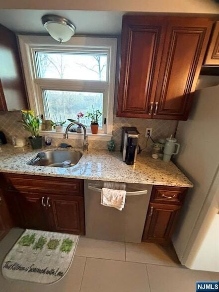 Foto del edificio - 106 Rochelle Pkwy