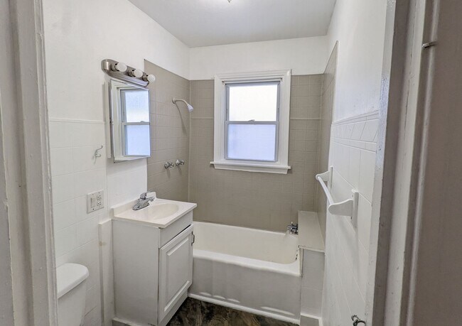 Foto del edificio - 1969 Wood St