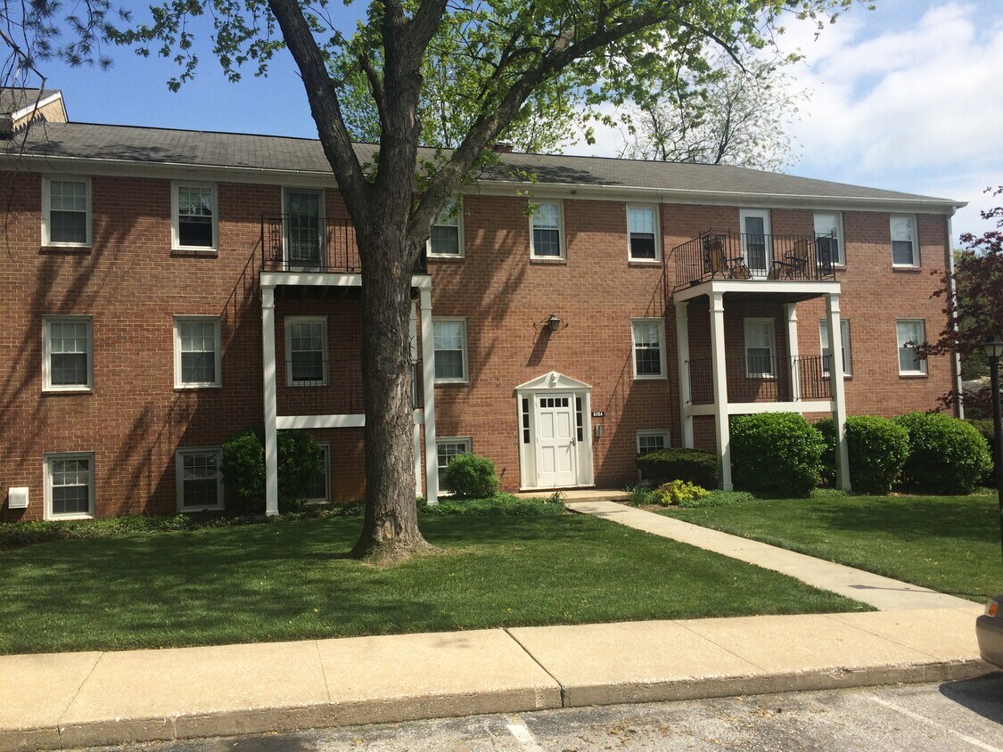 6110 Edmondson Ave, Baltimore, MD 21228 Apartments in Baltimore, MD