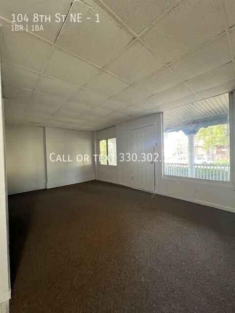 Building Photo - One bedroom for rent - Massillon
