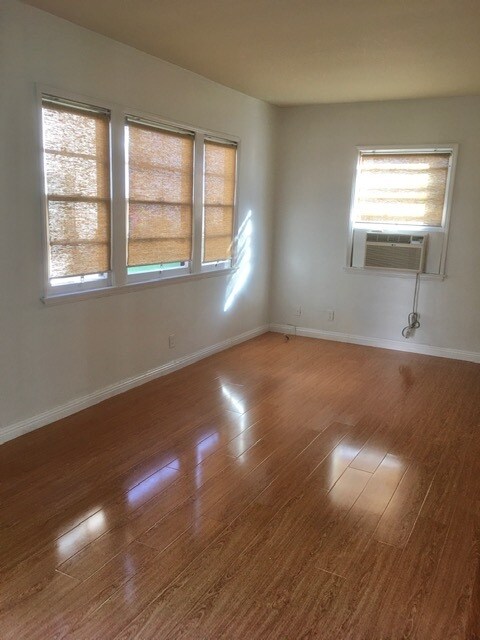 Building Photo - 117 N Atlantic Blvd