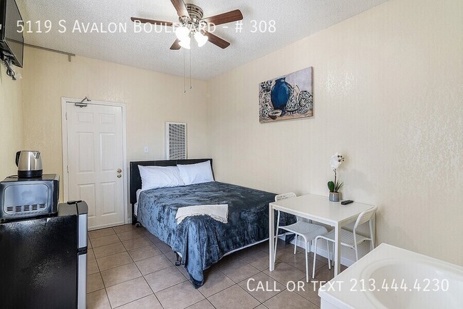 Foto del edificio - 5119 S Avalon Blvd