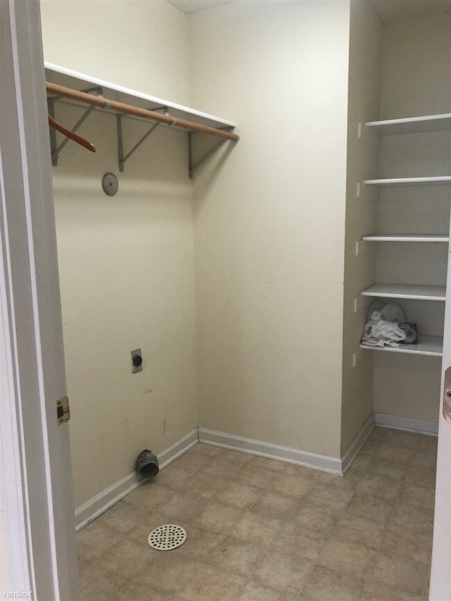 Foto del edificio - 3905 Gorham Oak Dr