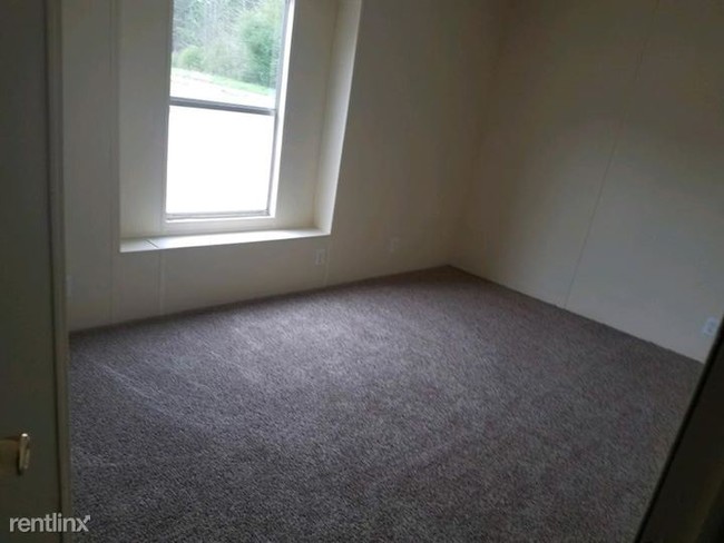 Foto del edificio - 3 br, 2 bath House - 926 Sunrise Road