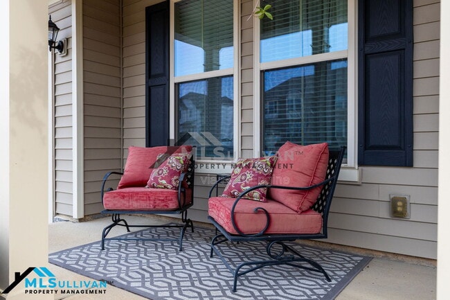 Building Photo - 913 Beech Glen Dr