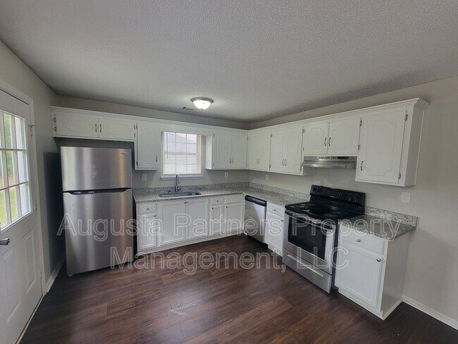 Building Photo - 3626 Pebble Creek Dr