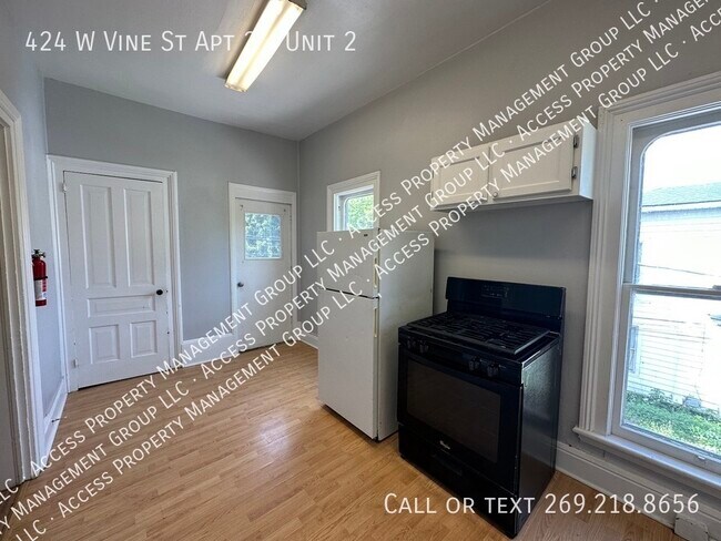 Building Photo - 424 W Vine St