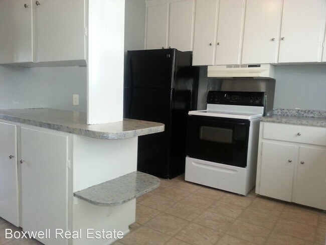 Foto del edificio - 2 br, 1 bath House - 811 Winston Avenue