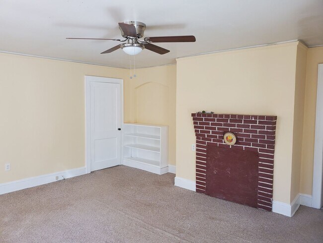 Foto del edificio - 2bd/1ba Near Downtown Greenville