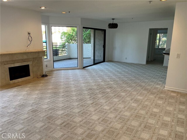 Foto del edificio - 950 Cagney Ln