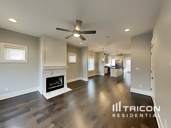 Foto del edificio - 1236 Hillwood Private Cove